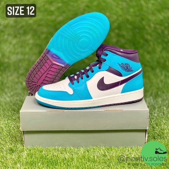 Jordan Other - Air Jordan Retro 1 Mid " Hornets"